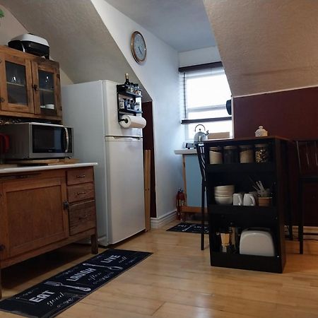 Cozy And Quiet Apartment On The Second Floor Escalante Buitenkant foto