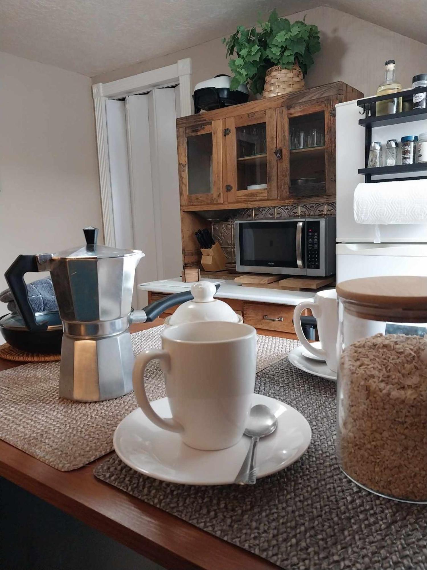 Cozy And Quiet Apartment On The Second Floor Escalante Buitenkant foto